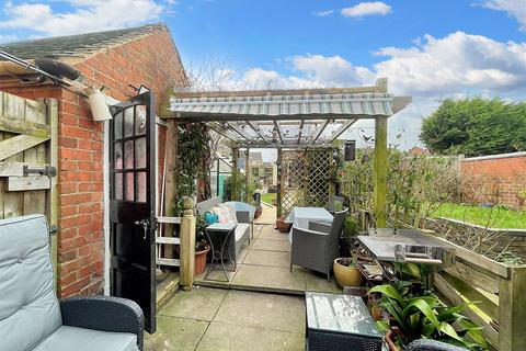 2 bedroom terraced house for sale - Heath End Road, Nuneaton