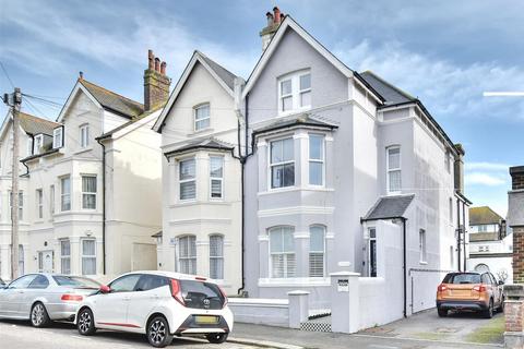 4 bedroom semi-detached house for sale, Wilton Road, Bexhill-On-Sea
