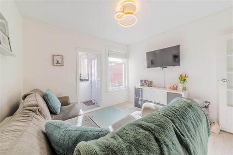 30 Baltic Road, Tonbridge, TN9 2LZ