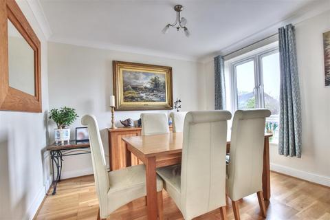 4 bedroom detached house for sale, Beacon Hill, Bexhill-On-Sea