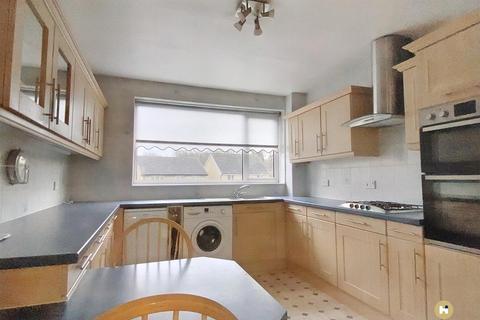 2 bedroom apartment for sale, St. Marys Avenue, Mirfield WF14