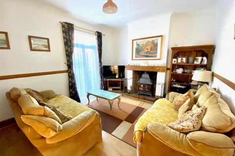 5 bedroom house for sale, Windsor Road, Lowestoft, Suffolk, NR33