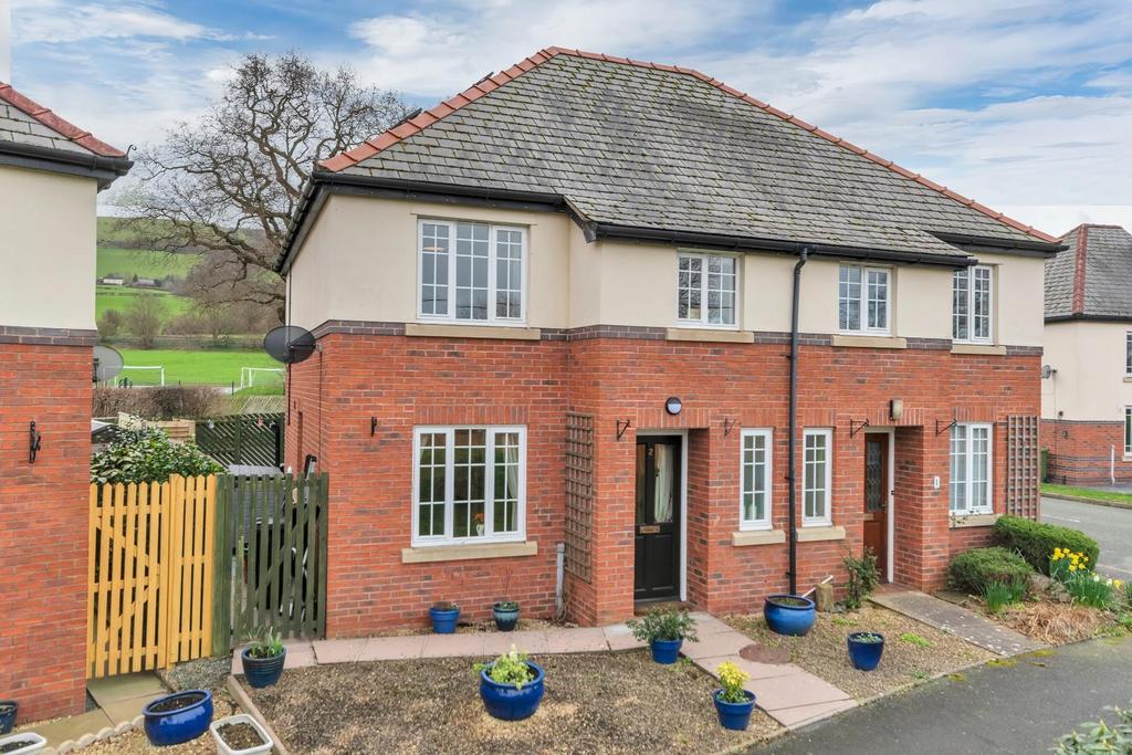 Hazel Close, Trewern, Welshpool 3 bed house for sale £190,000