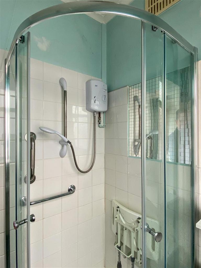 Shower.jpg