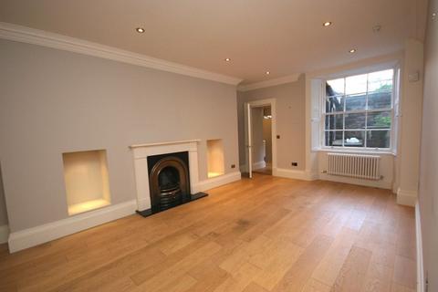 2 bedroom flat to rent, Manor Place