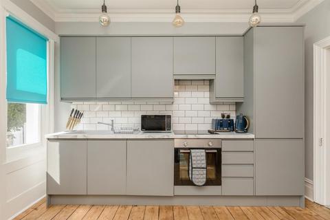 2 bedroom apartment to rent, Ditchling Rise, Brighton BN1