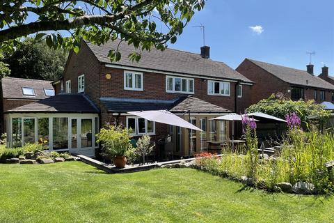 4 bedroom detached house for sale, Rochester Close, Kibworth Harcourt, Leicestershire