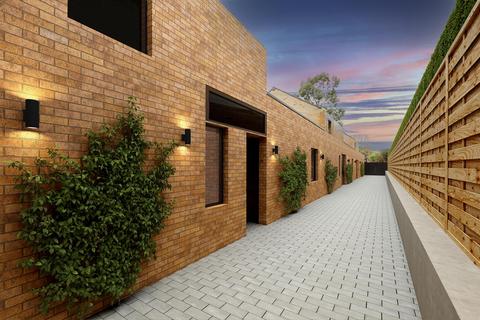 39 Park Place, London, W5 5NQ