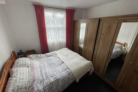 4 bedroom end of terrace house for sale - 2 Castle Street, Cupar