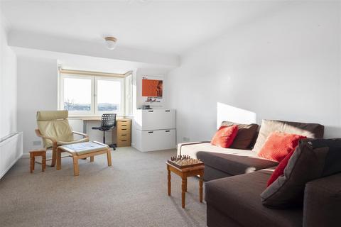 2 bedroom flat for sale - 15, Greenside Court, St. Andrews