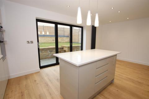 5 bedroom detached house for sale, Moorview Villas, Westfield Lane