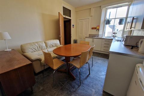 3 bedroom flat for sale, 27, Lade Braes, St. Andrews