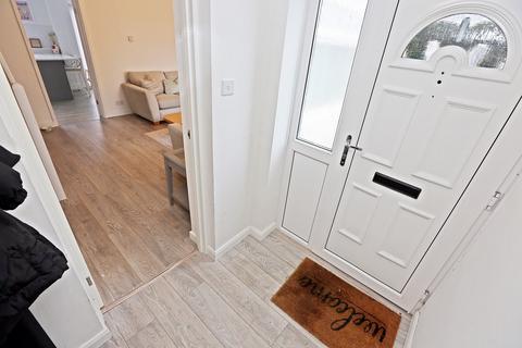 19 Brecon Way, Tonteg, Pontypridd, CF38 1HW