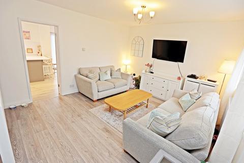 19 Brecon Way, Tonteg, Pontypridd, CF38 1HW