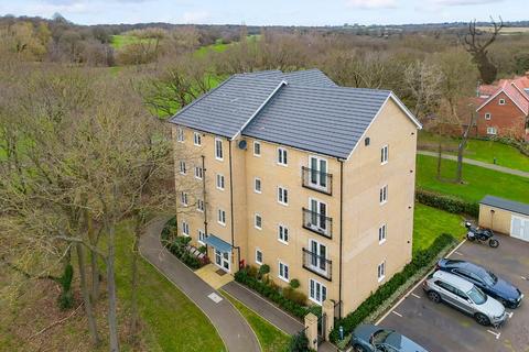 2 bedroom apartment for sale - Periwinkle Gardens, Chigwell