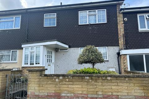 114 North Walk, New Addington, Croydon, CR0 9ES
