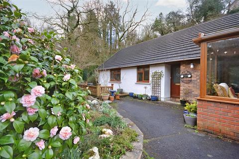 4 bedroom detached bungalow for sale, Felindre, Llandysul