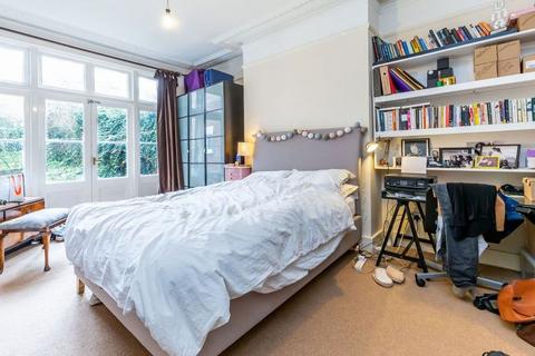 2 bedroom flat to rent - N8