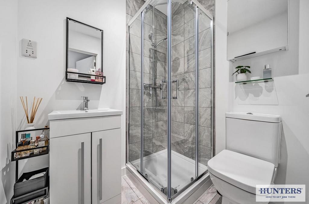 En Suite Shower Room