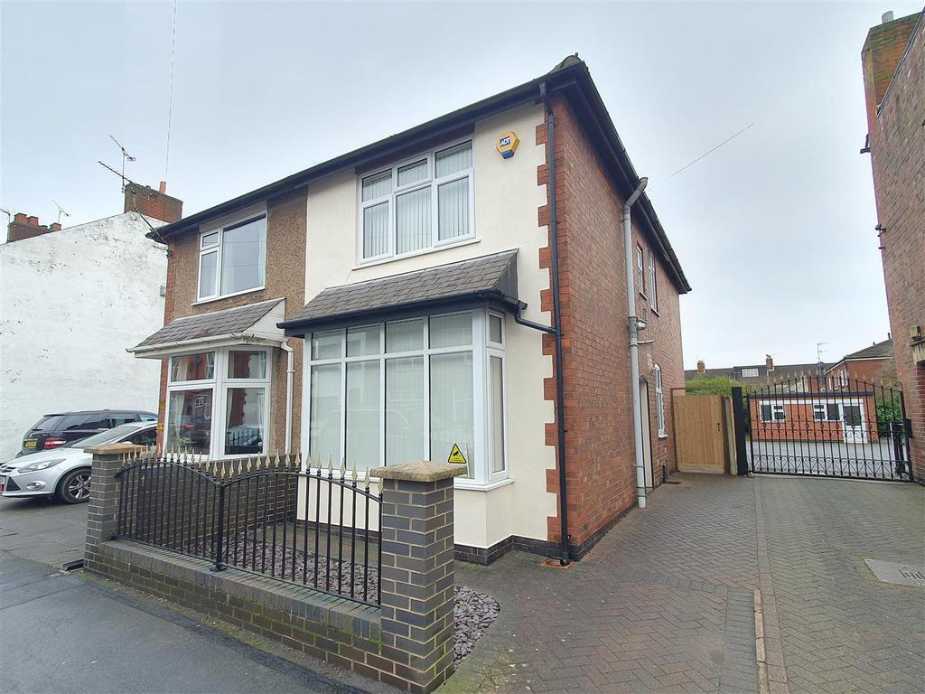 Bakewell Street, Coalville LE67 3 bed semidetached house for sale £200,000