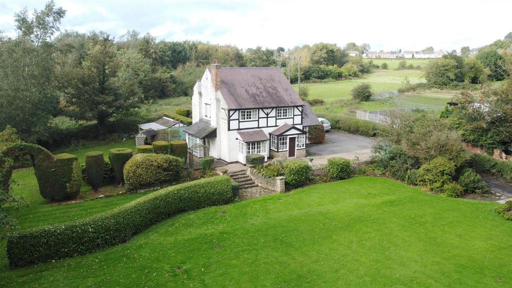 Station Road, Hugglescote LE67 4 bed detached house for sale £575,000