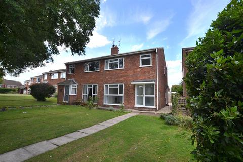 3 bedroom semi-detached house for sale, Manor Gardens, Loughborough LE12