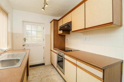 3 bedroom semi-detached house for sale, Hall Cliffe Crescent, Wakefield WF4