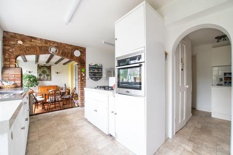 102 Lewis Road, Sidcup, DA14 4NA