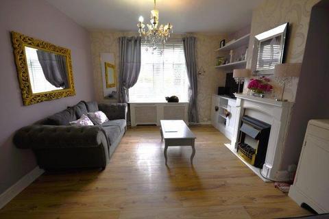 2 bedroom maisonette for sale - Markyate Road, Dagenham