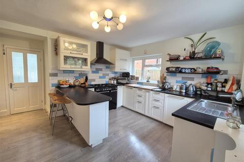 3 bedroom semi-detached house for sale, Holly Hayes Road, Whitwick LE67
