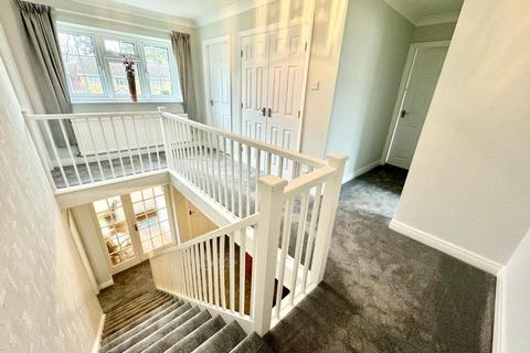 4 bedroom detached house for sale, Grey Towers Drive, Nunthorpe, Middlesbrough