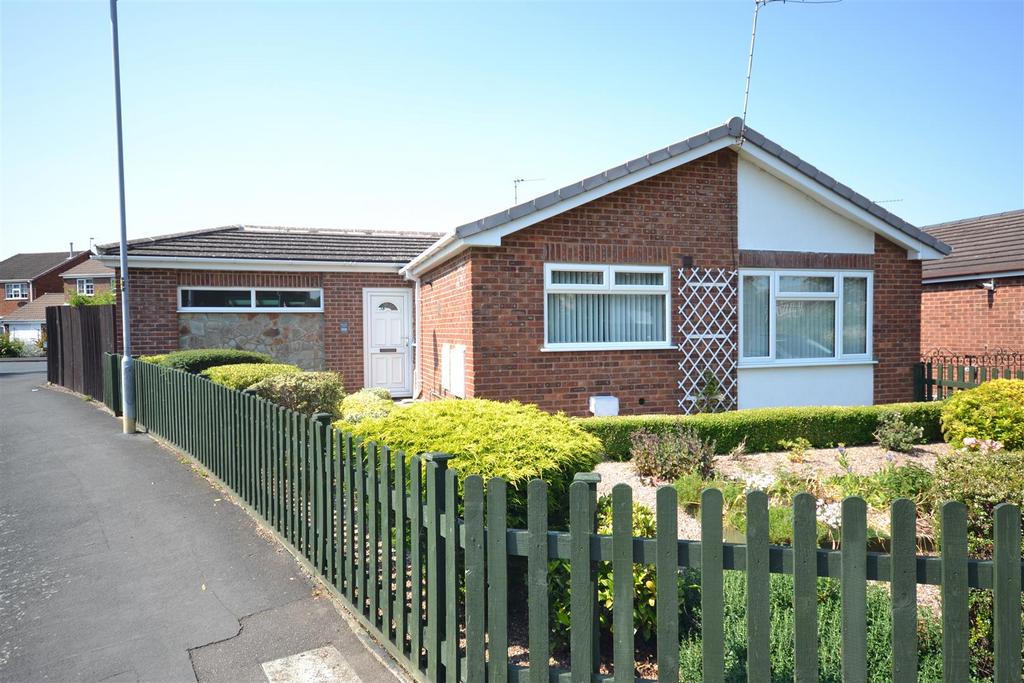 Conway Drive, Shepshed LE12 3 bed detached bungalow for sale £279,000
