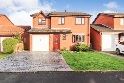 4 bedroom detached house for sale, Longueville Drive, Oswestry