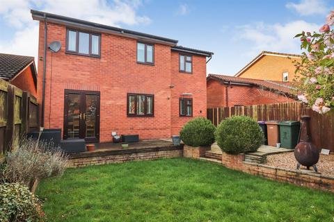 4 bedroom detached house for sale, Longueville Drive, Oswestry