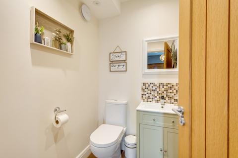 69 Beverley Avenue, Sidcup, DA15 8HF