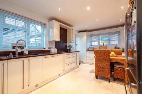 4 bedroom detached house for sale, Carlton Road, Hale, Altrincham