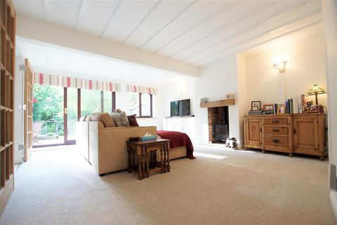 2 bedroom barn conversion for sale, The Stables, Vicarage Lane, Sherbourne,