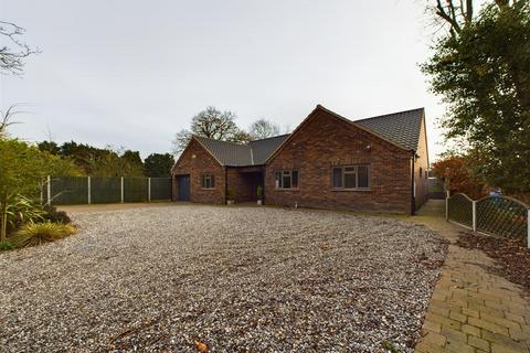 3 bedroom detached bungalow for sale, Nursery Drive, Norwich Road, North Walsham