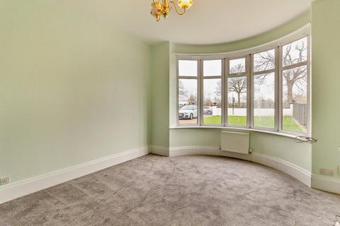 631 Marton Road, Middlesbrough, TS4 3SE