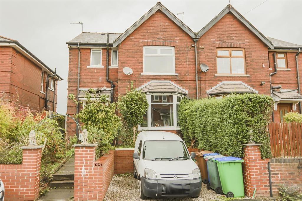 Rufford Avenue, Rochdale, OL11 3 bed semidetached house £198,000