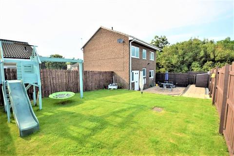 17 Sunny Blunts, Peterlee, SR8 1LF