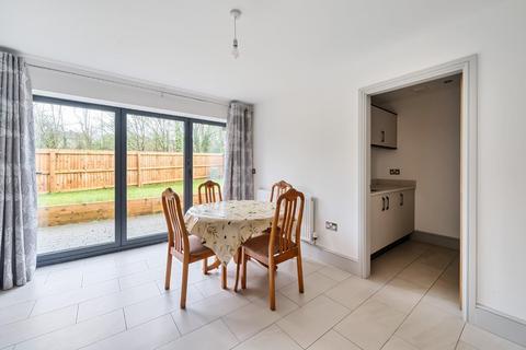 4, Hambling Court Easemore Road, Redditch, B98 8HH