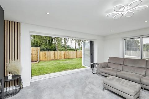 3 bedroom semi-detached bungalow for sale, Smedley Court, Egginton, Derby