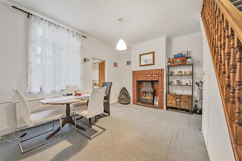 2 bedroom terraced house for sale, London Road, Morden SM4