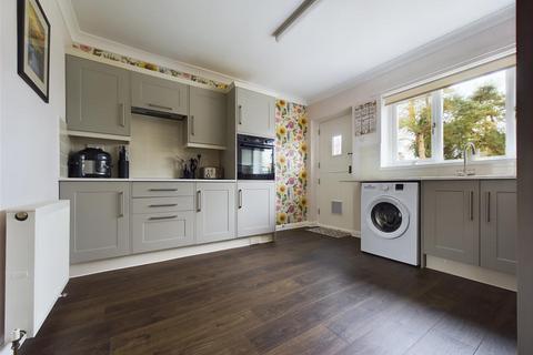 27 Low Moorgate, Rillington, Malton, YO17 8JW