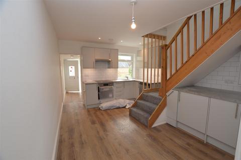 1 bedroom apartment to rent - New Road, Croxley Green