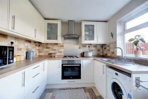 2 bedroom end of terrace house for sale, Calderdale Drive, Long Eaton