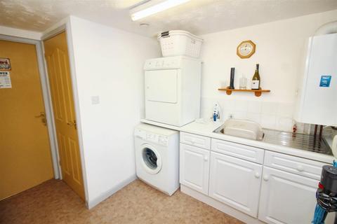 2 Aintree Close, Kimberley, Nottingham, NG16 2TT