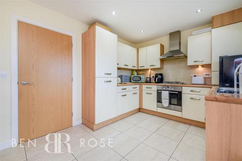 3 bedroom semi-detached house for sale, Boardman Close, Farington, Leyland