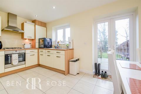 22 Boardman Close, Farington, Leyland, PR25 3DB